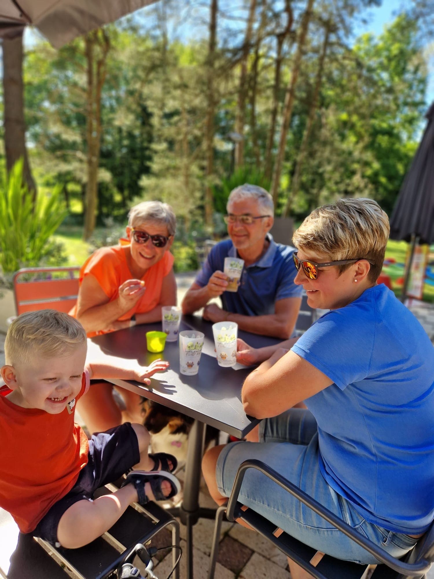 Terrasse et bar détente d'Evad'Parc